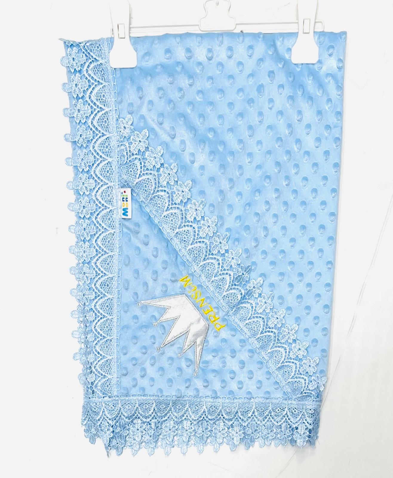 Prens Nakışlı Mavi Dantel Detaylı Bebek Battaniyesi