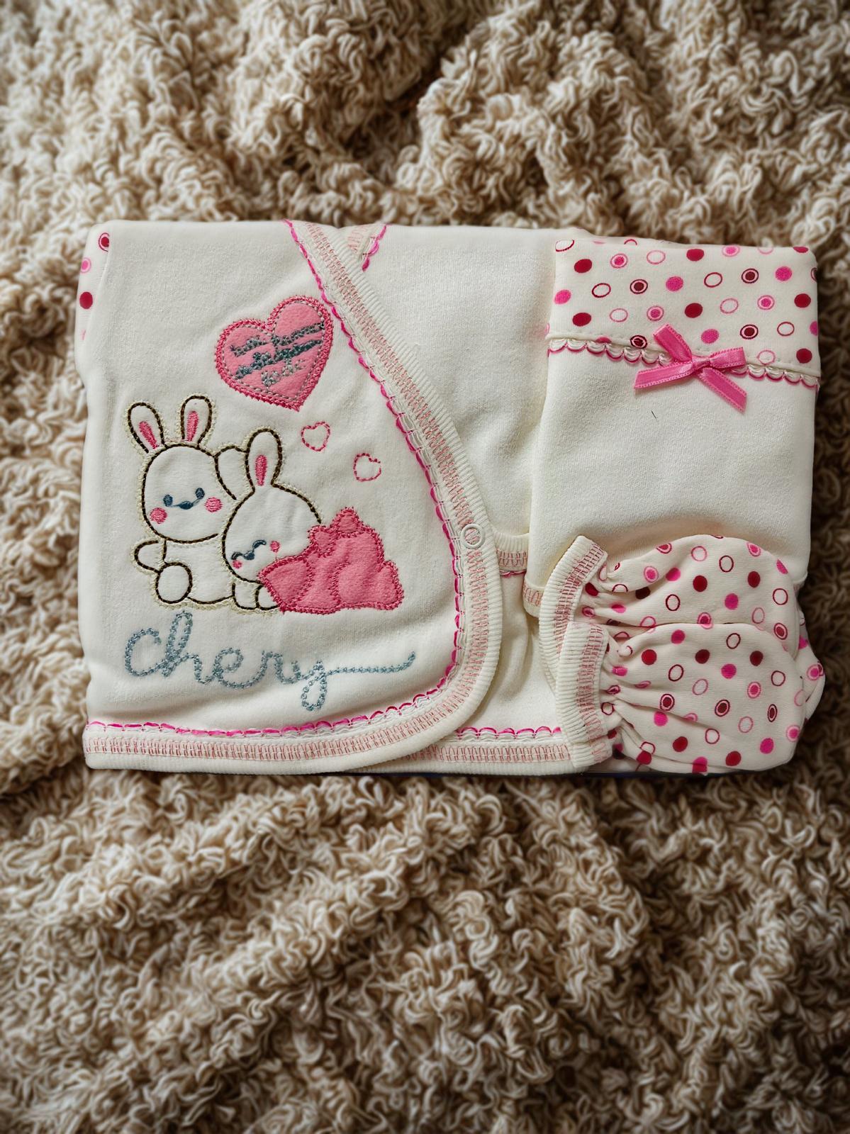 BOMBİNO KIZ  Desenli  Yenidoğan Hastane Çıkış Seti