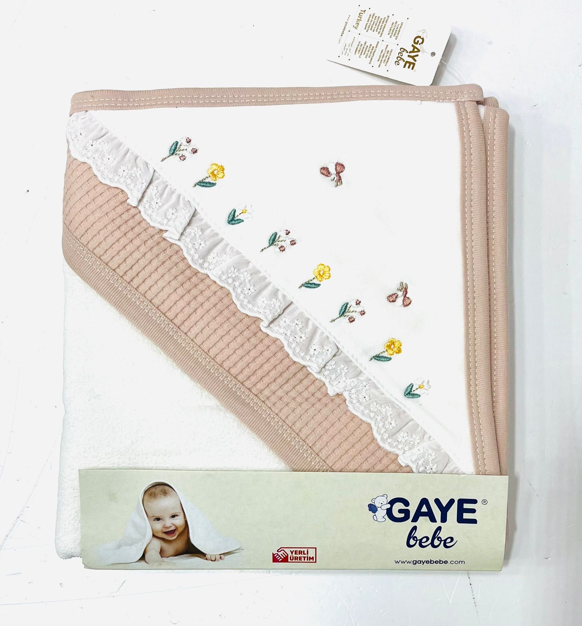 Gaye Bebe Kız Bebek; Havlu