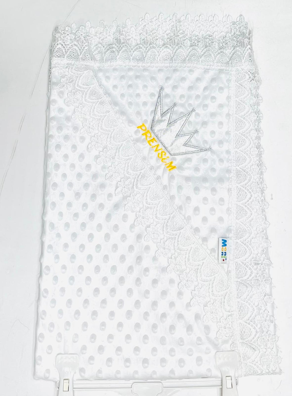 Nakışlı BEYAZ Dantel Detaylı Bebek Battaniyesi