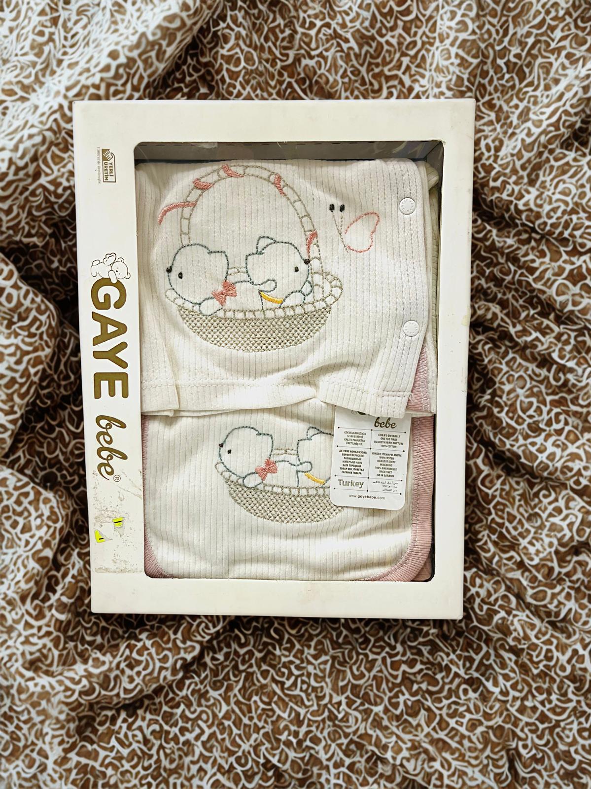 GAYE BEBE  kız 5 Parça Hastane Çıkış Seti