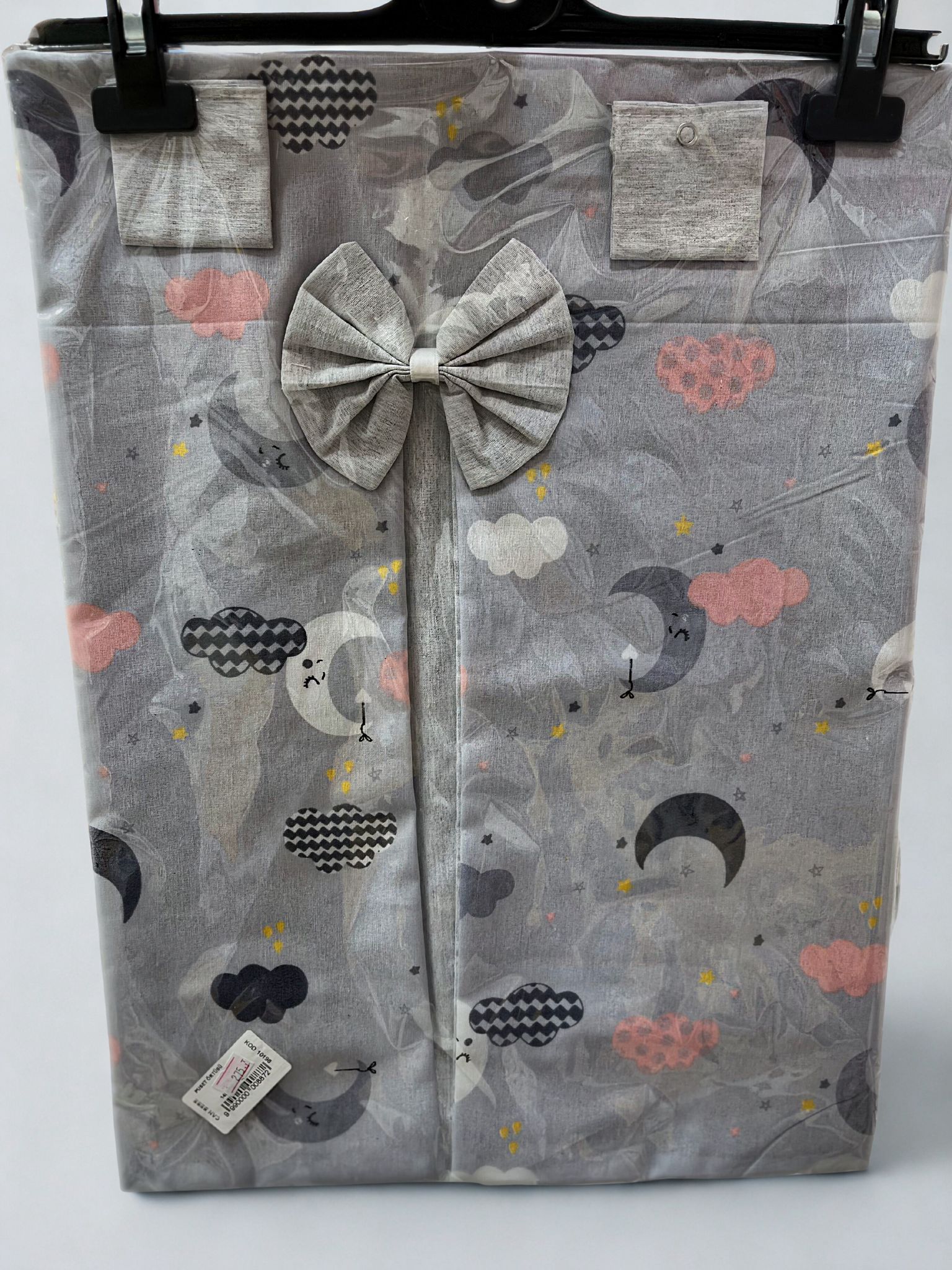 FİYONLU GRİ AYLI PUSET ÖRTÜSÜ